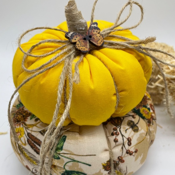 Pumpkin Cake / Stuffed Fabric Pumpkin / Fall Decor - Picture 3 of 3